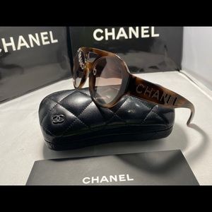 CHANEL Round Sunglass Tortoise